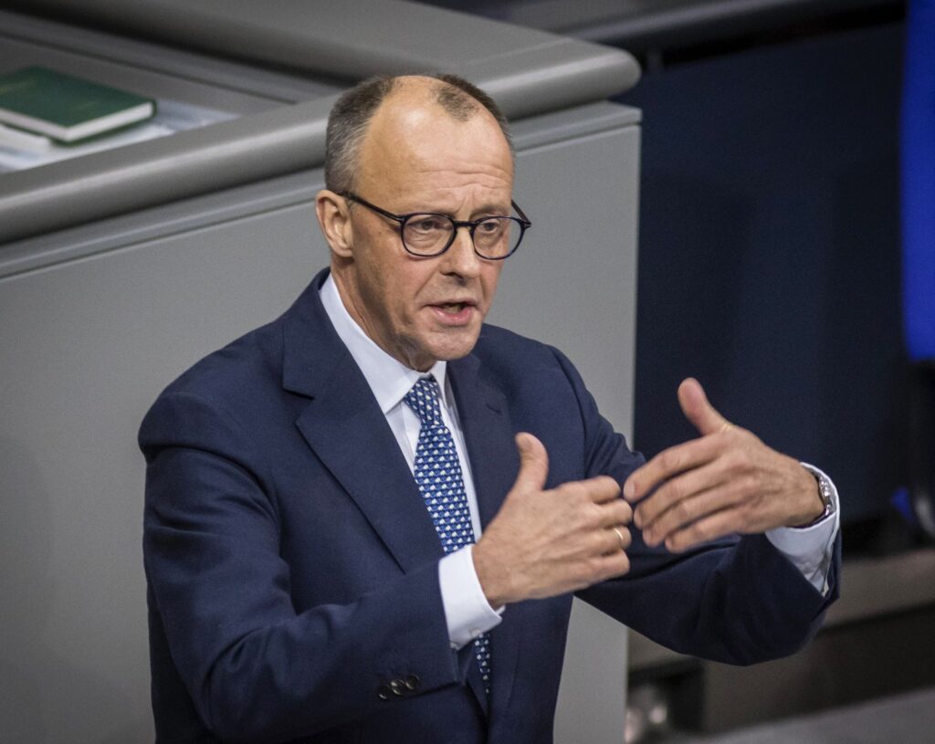 Der wahrscheinlich nächste Kanzler Friedrich Merz (CDU) will nun doch viel Geld ausgeben. Das darf nicht zulasten des Strukturwandels gehen. Foto: Bundestag / Thomas Köhler