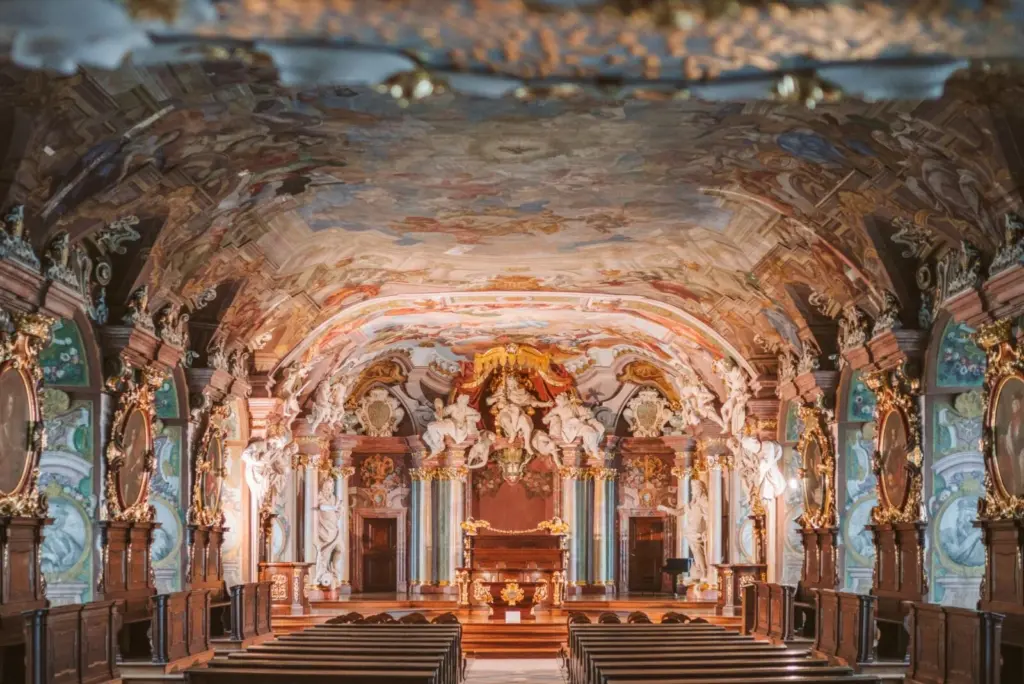 Die Aula Leopoldina von 1732 ist das Glanzstück der Universität Breslau. Foto: UWR  